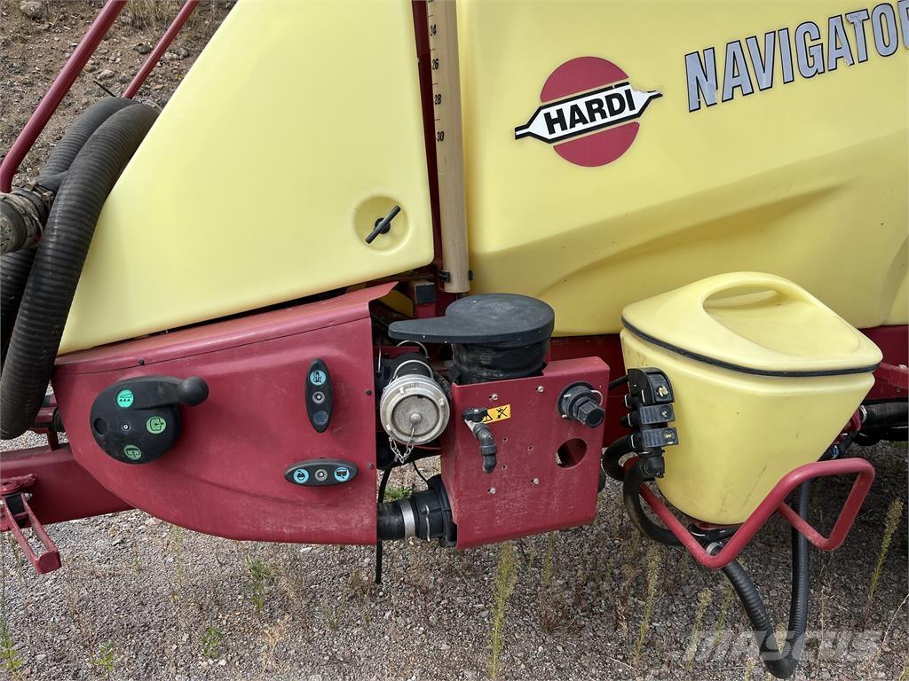 Hardi Navigator 3000 Причіпні обприскувачі