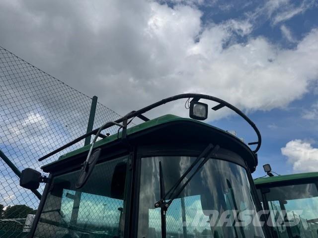 John Deere 2250 TRAKTOR Трактори