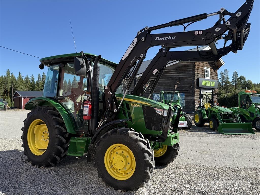 John Deere 5058E Трактори