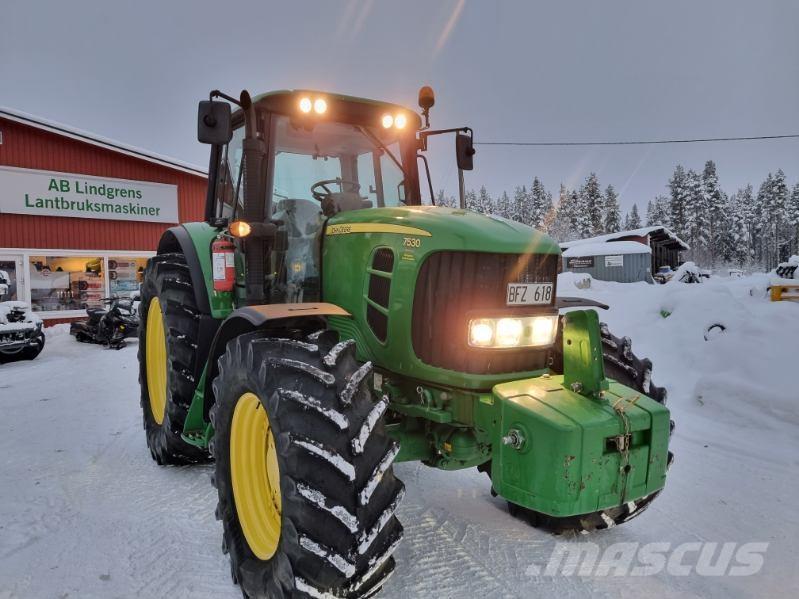 John Deere 7530 Трактори