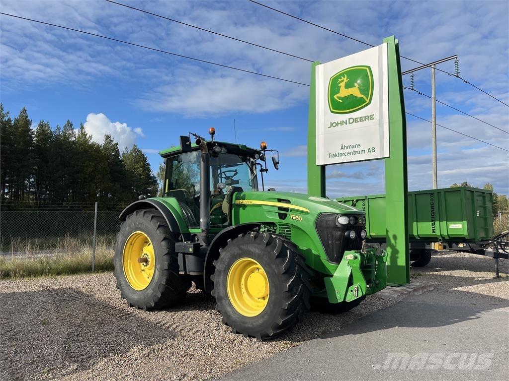 John Deere 7930 Трактори