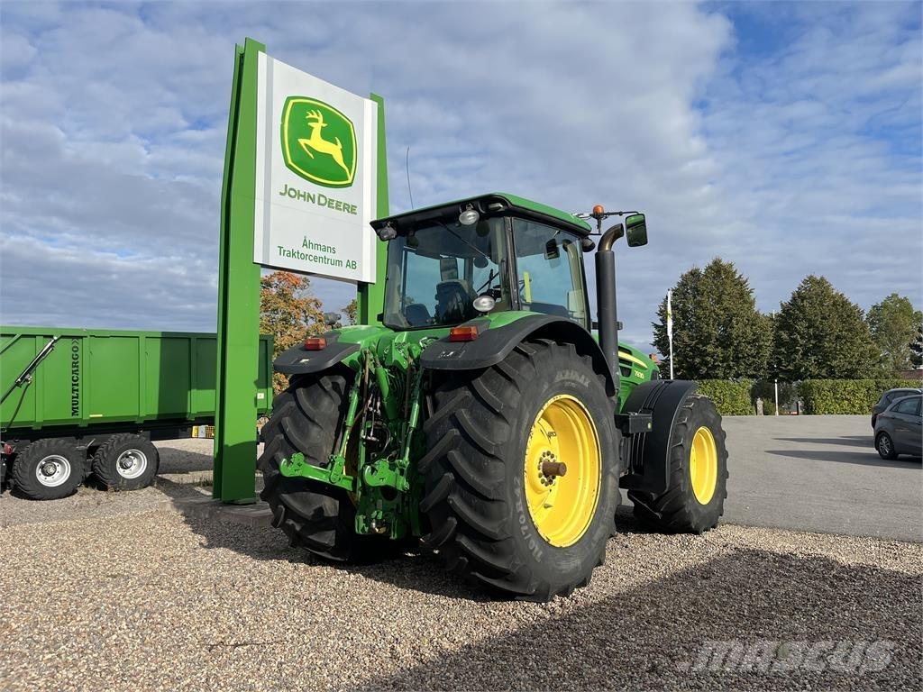 John Deere 7930 Трактори