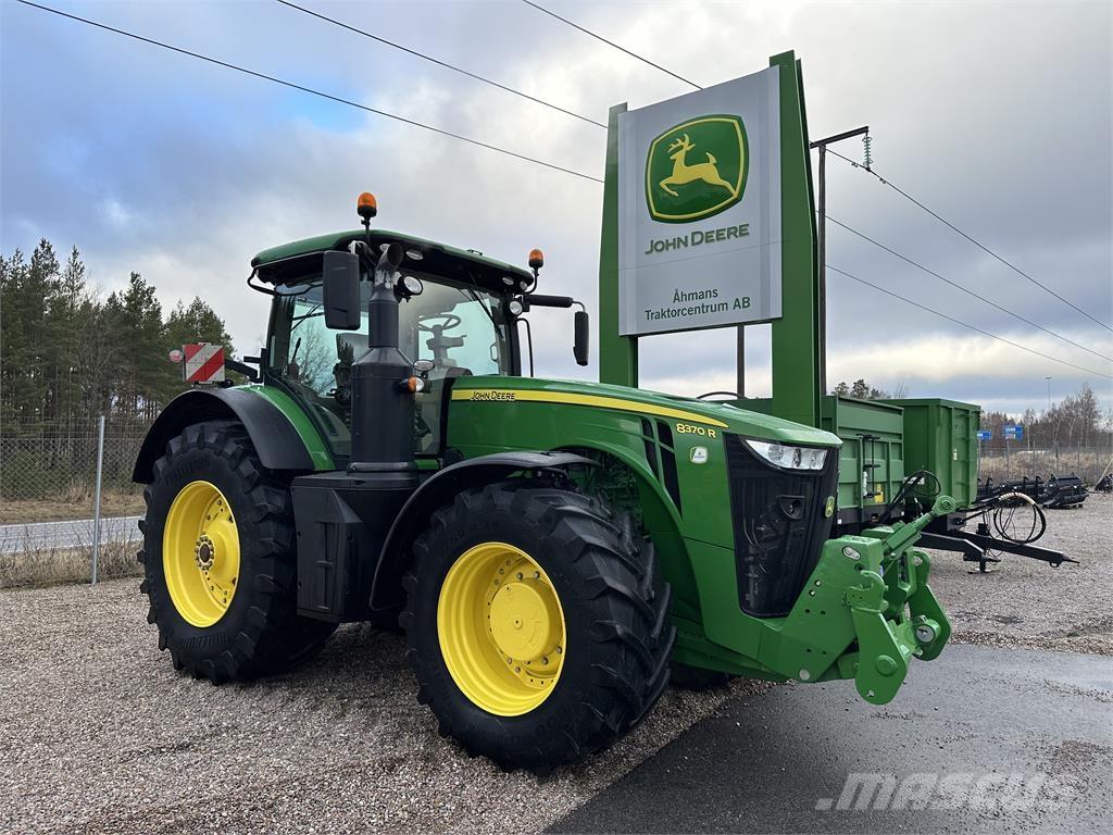 John Deere 8370R Трактори