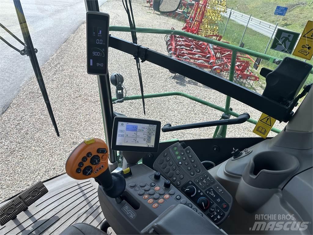John Deere 8600 Кормозбиральні комбайни