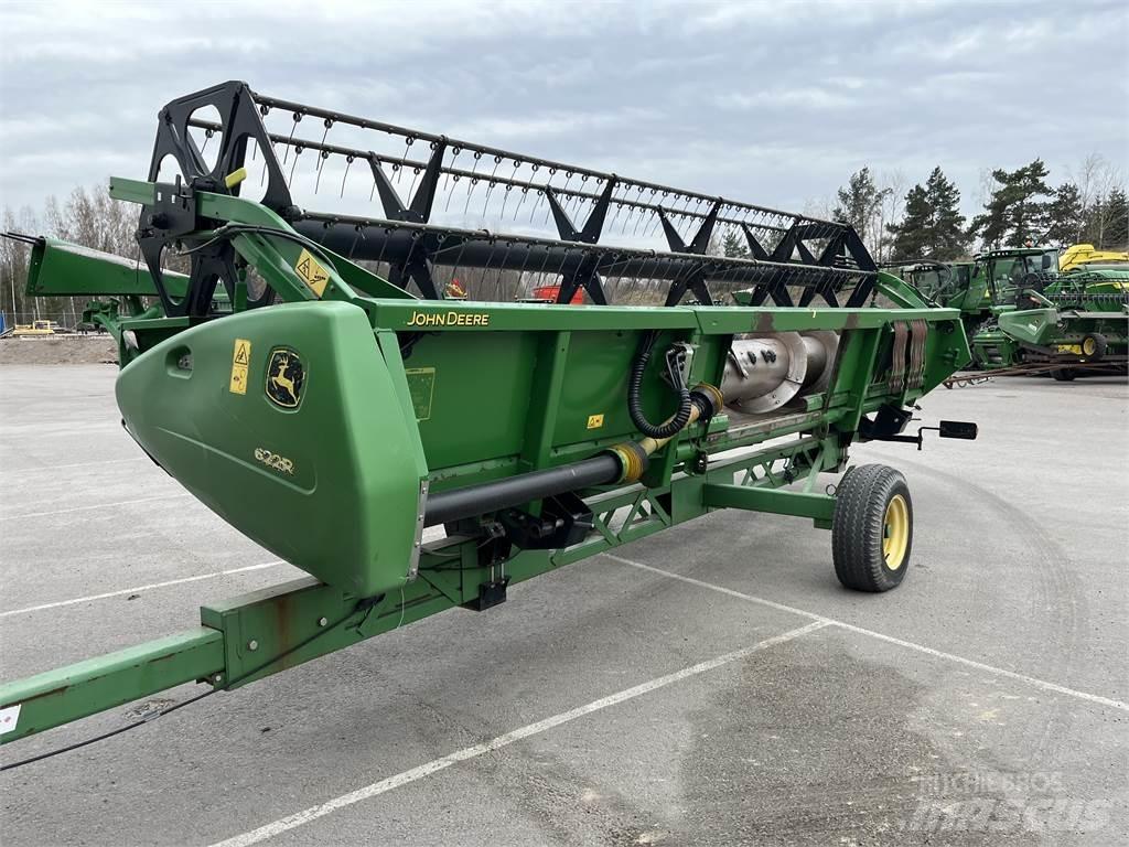 John Deere 9560i WTS Зернозбиральні комбайни