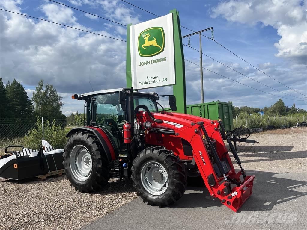 Massey Ferguson 4708M Трактори