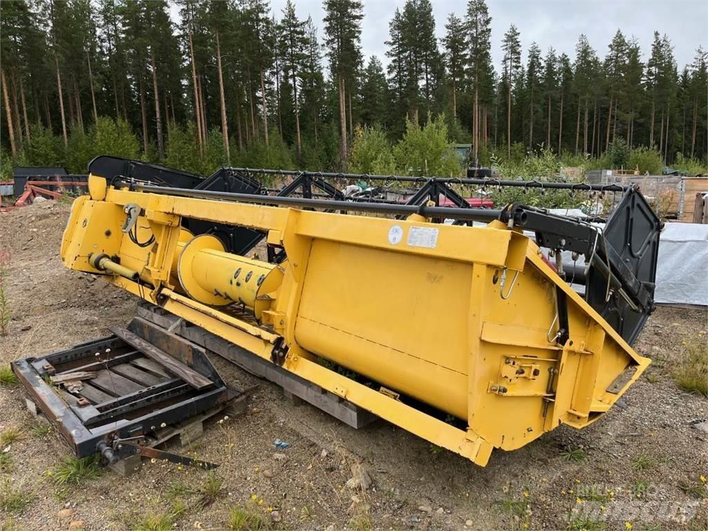 New Holland Skärbord 15 Зернозбиральні комбайни