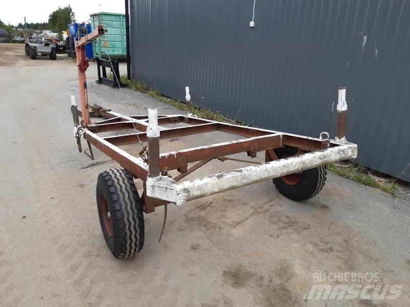  Skogvagn med vinch Лісові причепи