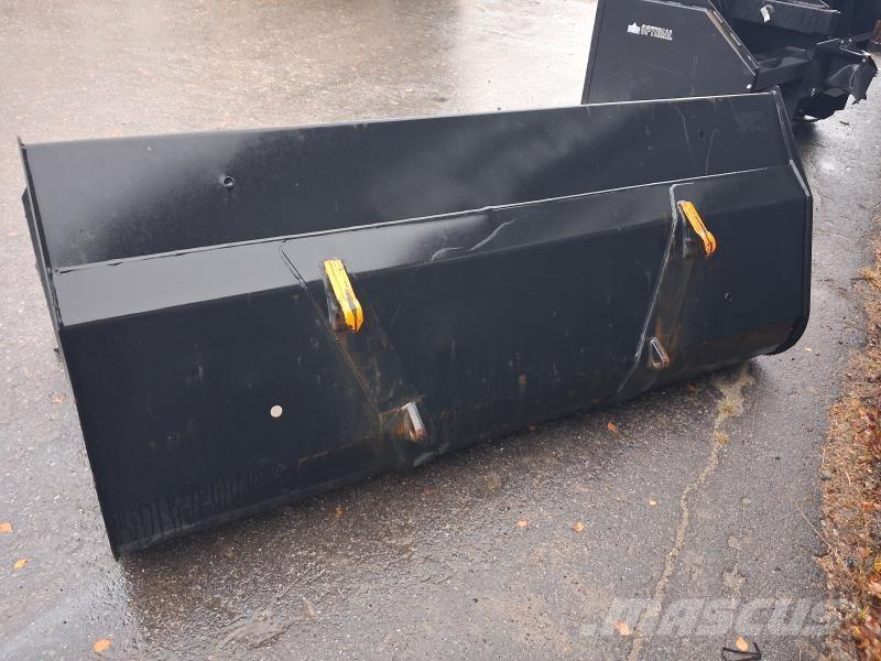  SNÖSKOPA ÅLÖ 220 EURO Інше додаткове обладнання для тракторів