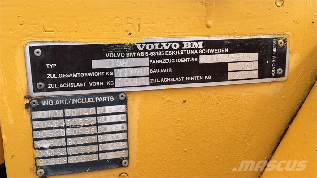 Volvo L90 LASTMASKIN Фронтальні навантажувачі