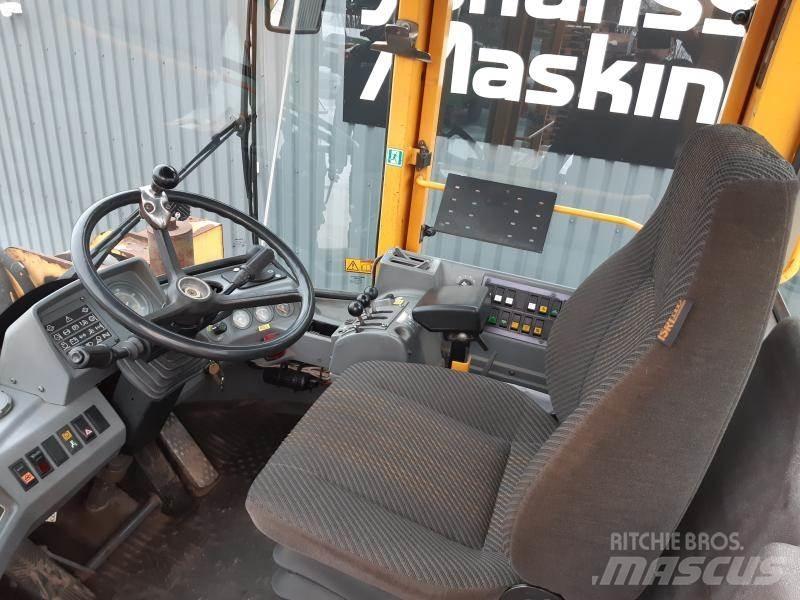 Volvo L90C Фронтальні навантажувачі
