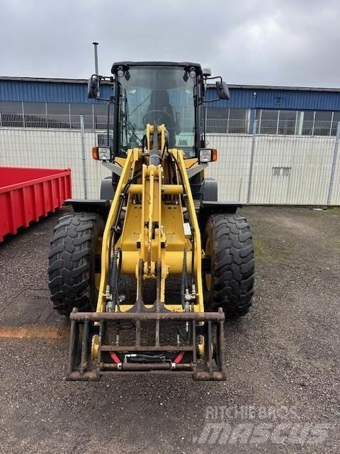 Yanmar V100 HJULLASTARE Фронтальні навантажувачі