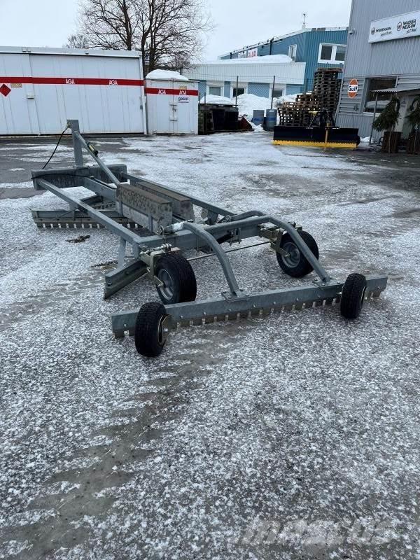 Ysta VÄGSLADD YVL 200 Екскаватори-навантажувачі