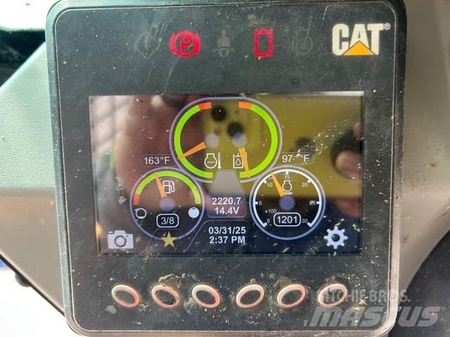CAT 259D Міні-навантажувачі