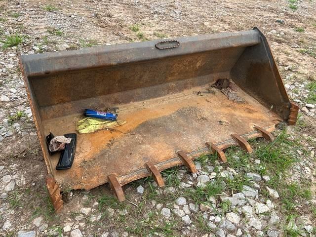  CID 72 Tooth Bucket Ковші