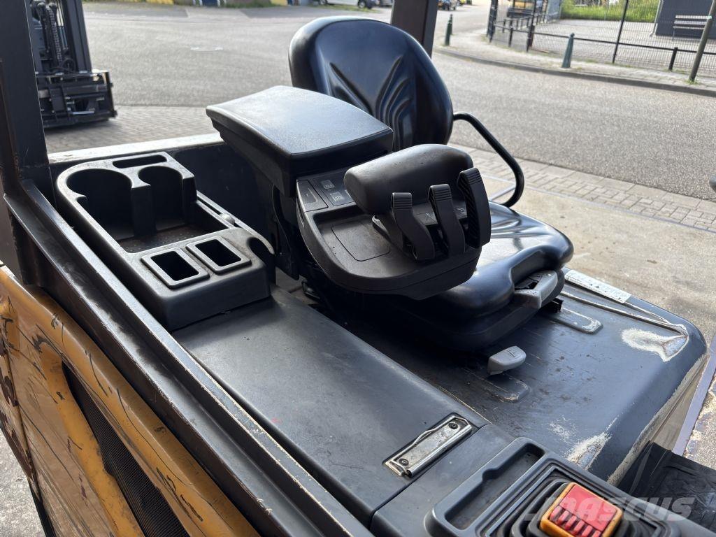 CAT 2EPC5000 Електронавантажувачі