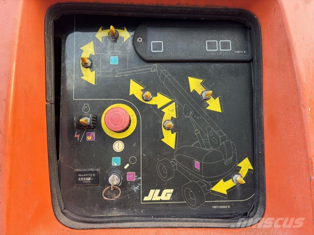 JLG 660 SJ Колінчаті підйомники