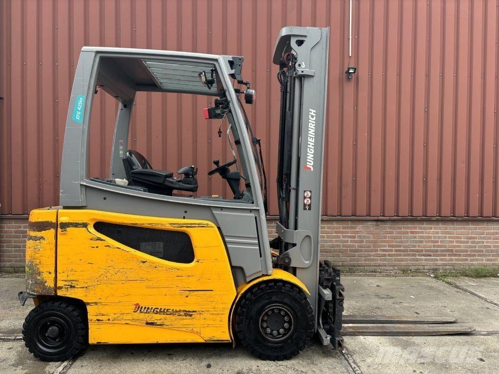 Jungheinrich EFG 425ks Електронавантажувачі