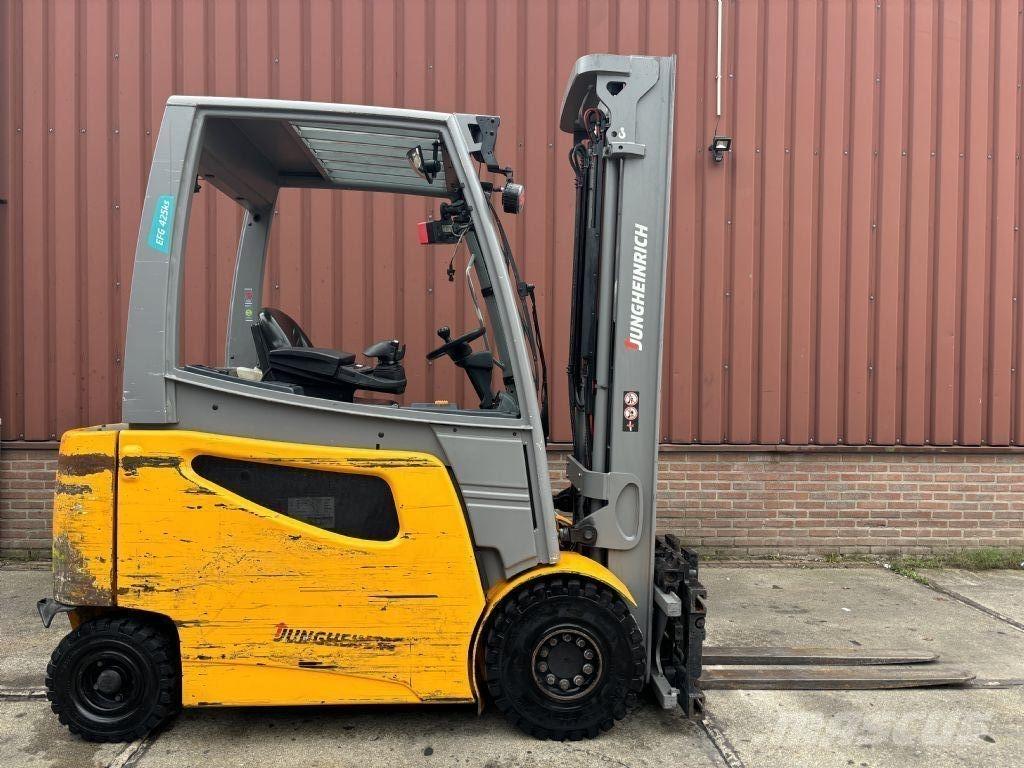 Jungheinrich EFG 425ks Електронавантажувачі