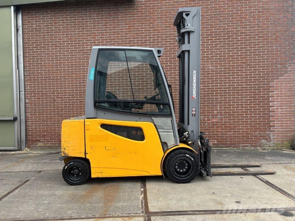 Jungheinrich EFG S30 Електронавантажувачі