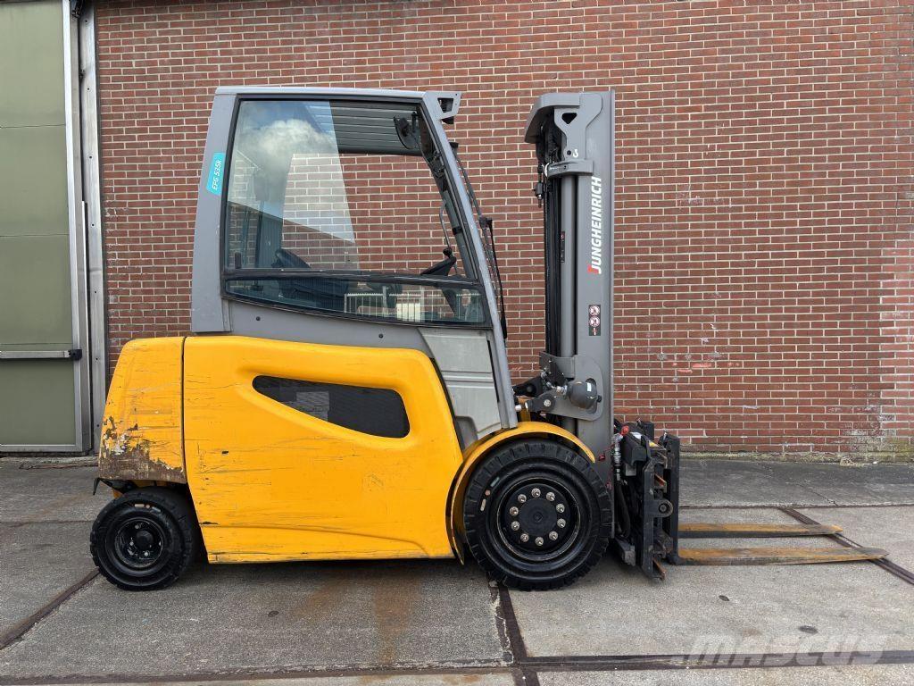 Jungheinrich EFG535K Електронавантажувачі