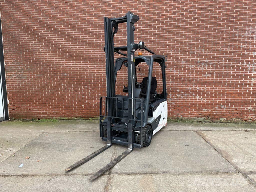 Linde E14-02 Електронавантажувачі