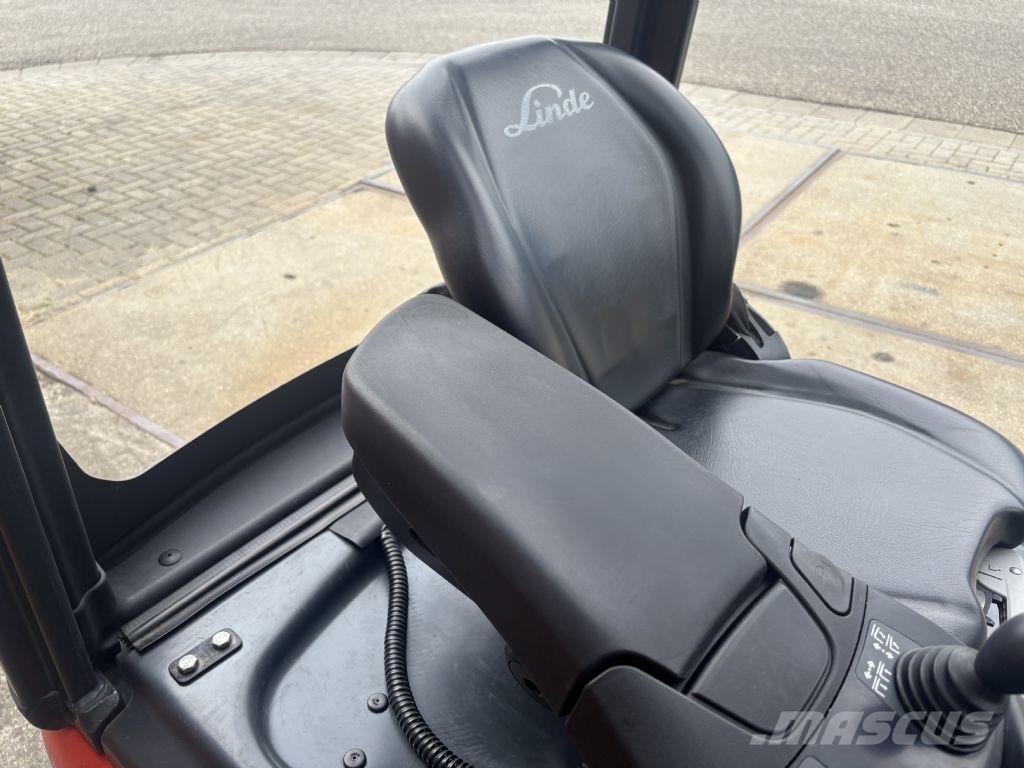 Linde E15-02 Електронавантажувачі