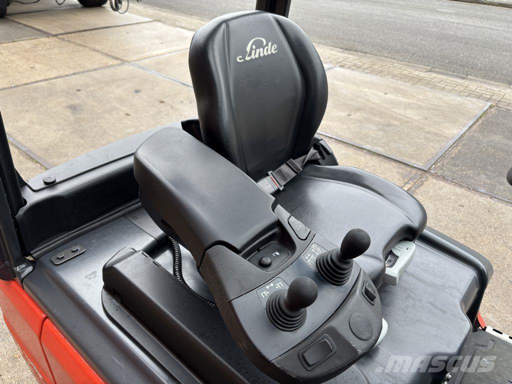 Linde E16L-02 Електронавантажувачі