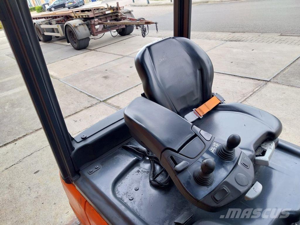 Linde E20L-02 Електронавантажувачі