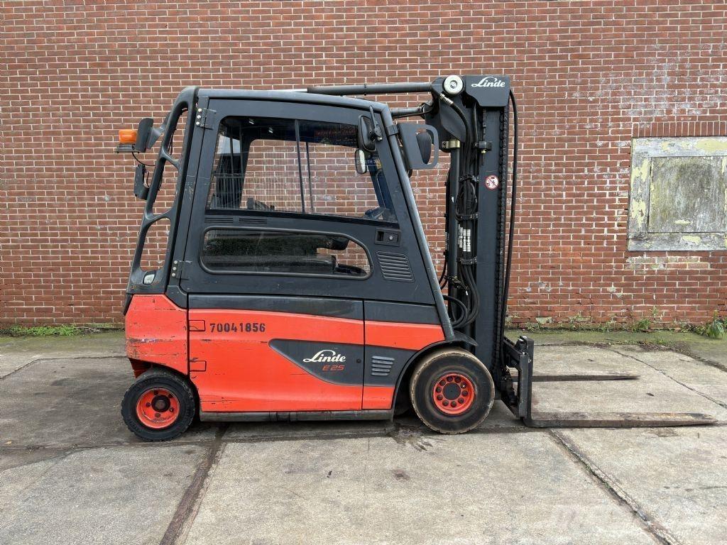 Linde E25L-01 Електронавантажувачі