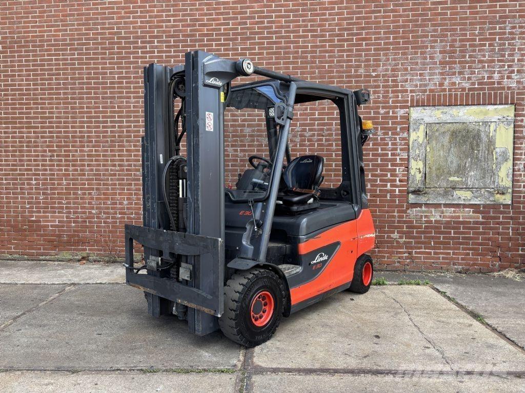 Linde E30-01 Електронавантажувачі