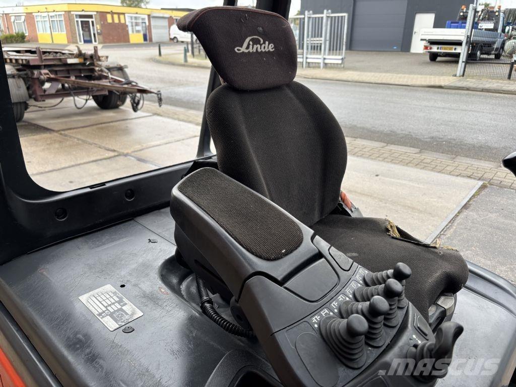 Linde E30L-01 Електронавантажувачі