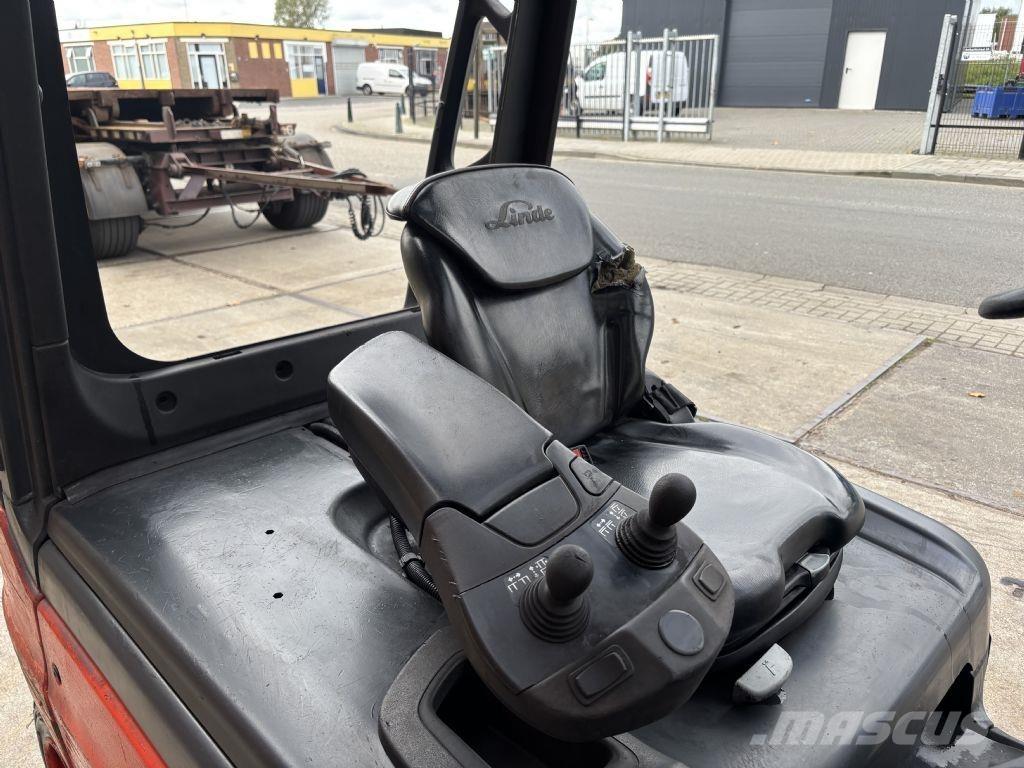 Linde E30L-01 Електронавантажувачі
