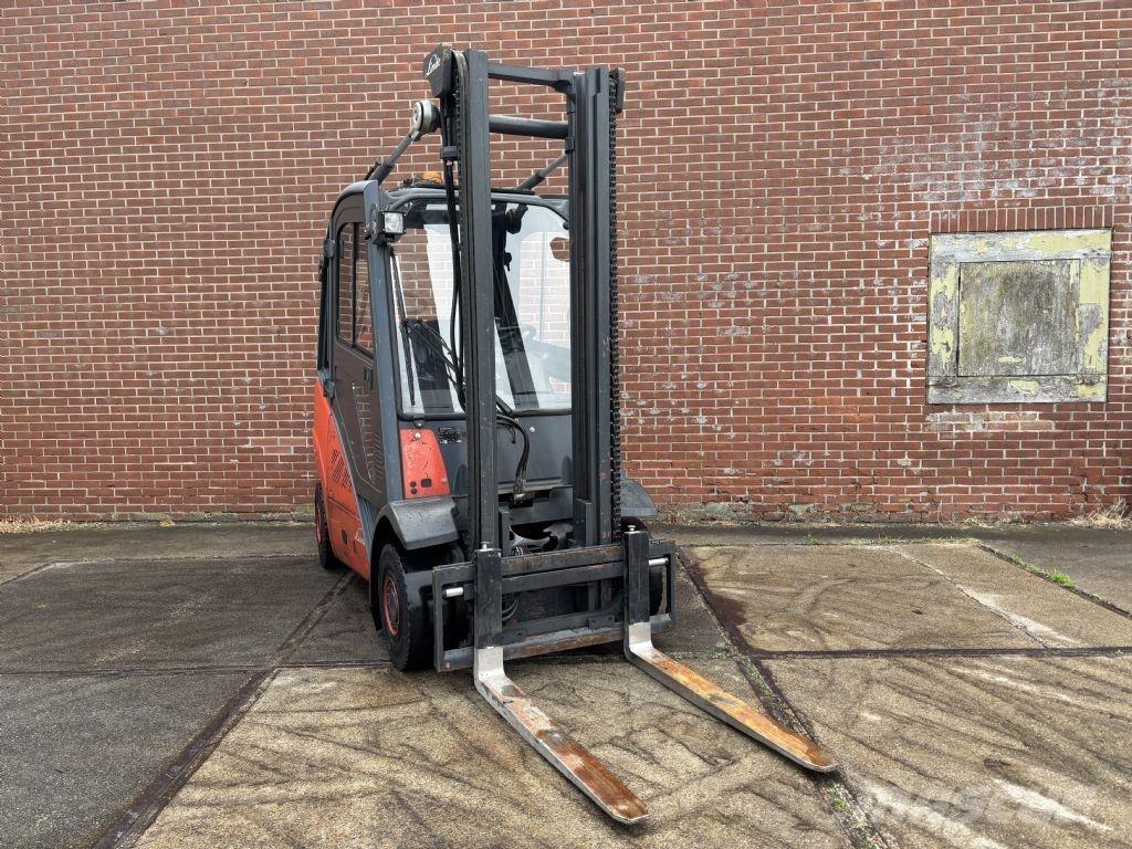 Linde H25T-01 Газові навантажувачі