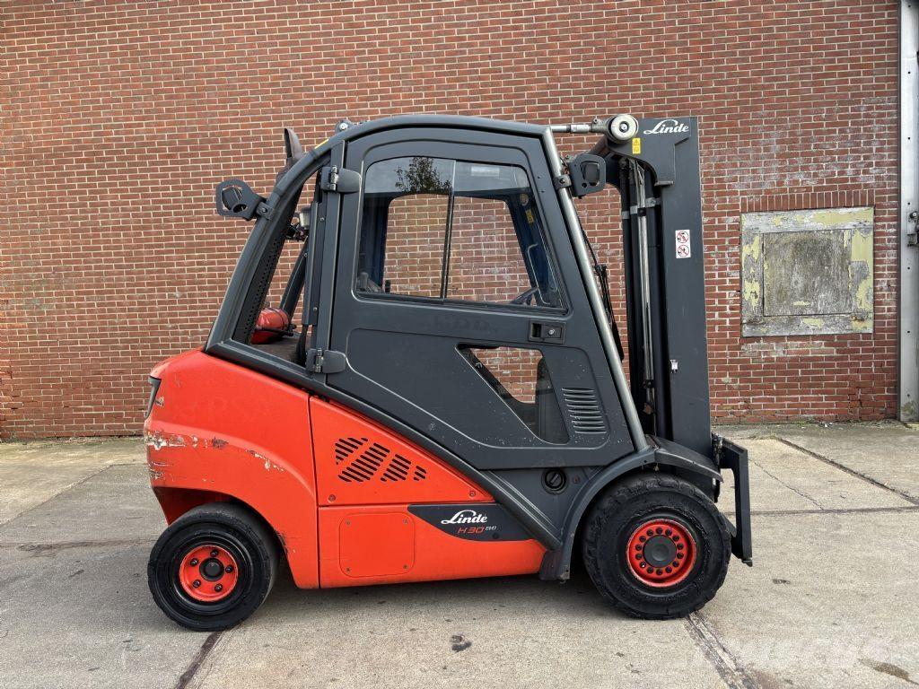 Linde H30D-02 Дизельні навантажувачі