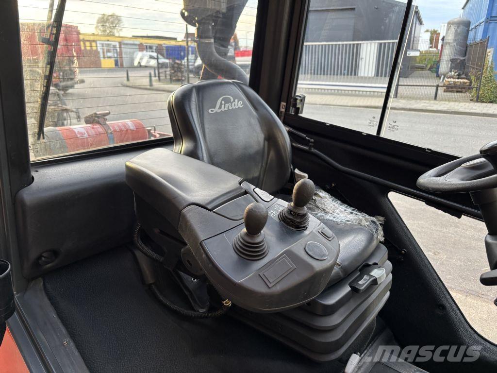 Linde H30D-02 Дизельні навантажувачі