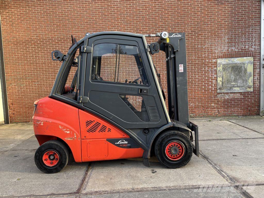 Linde H30D-02 Дизельні навантажувачі
