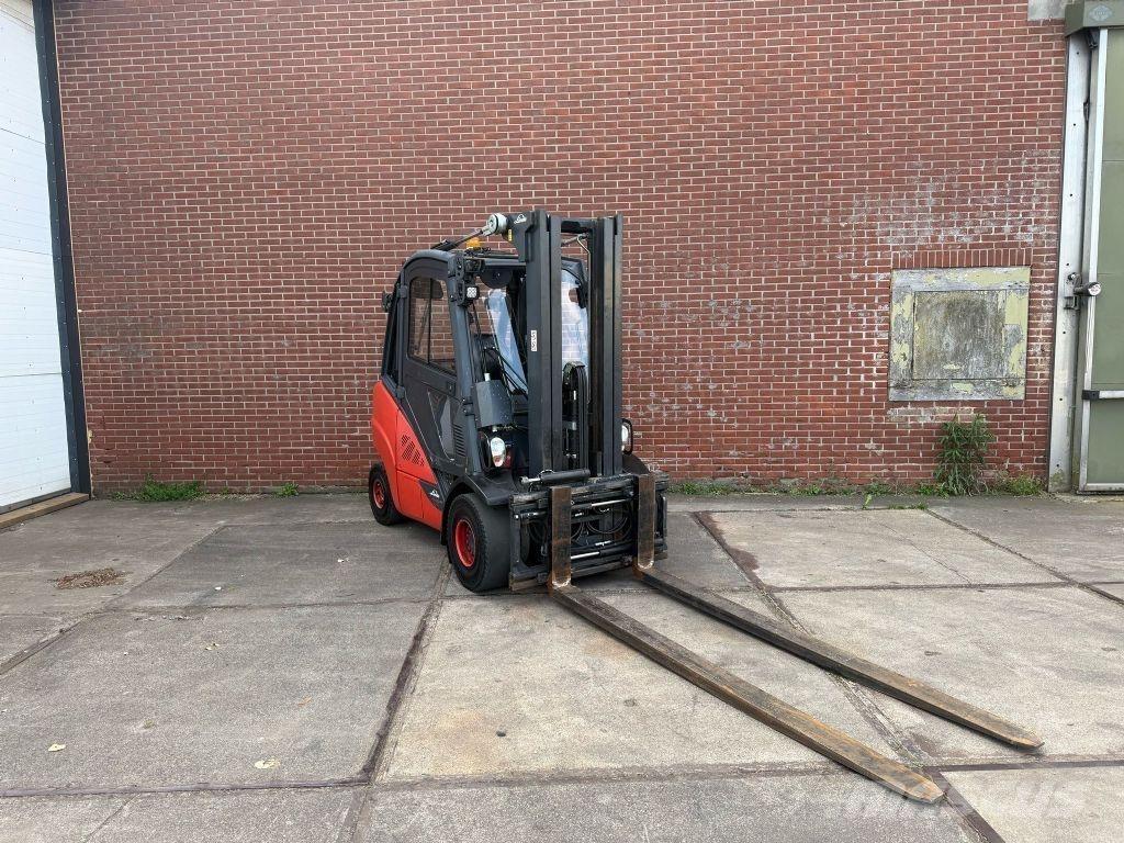 Linde H35D-02 Дизельні навантажувачі