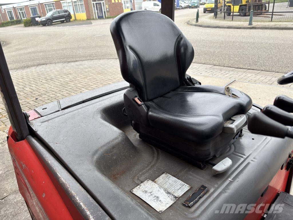 Manitou ME 425C Електронавантажувачі