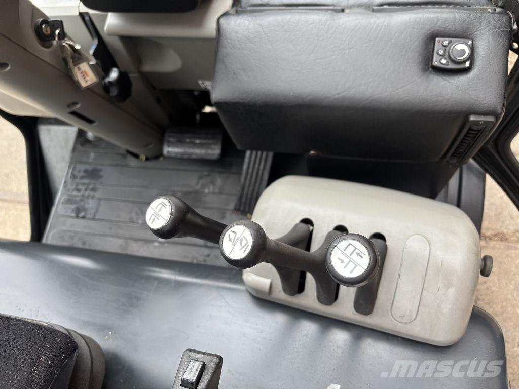 Still R60-35 Електронавантажувачі