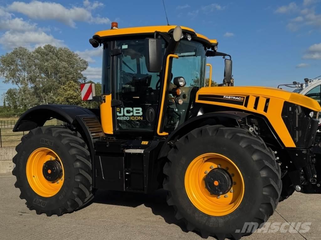 JCB 4220 iCON Трактори