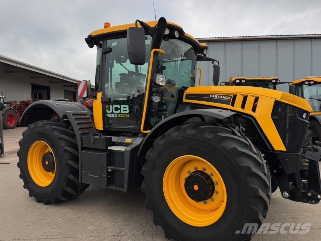 JCB 4220 iCON Трактори