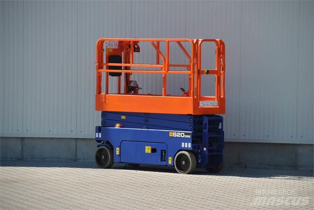 JCB S2032E Підйомники-ножиці