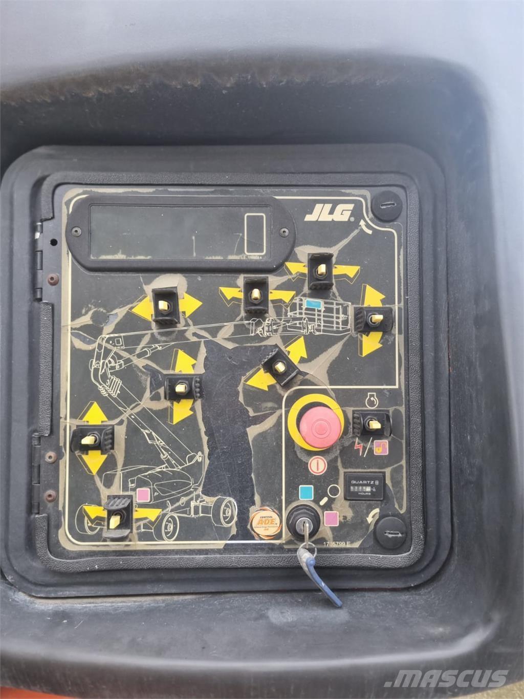 JLG 1250 AJP Колінчаті підйомники