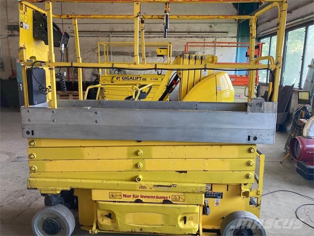 JLG 2630 ES Підйомники-ножиці