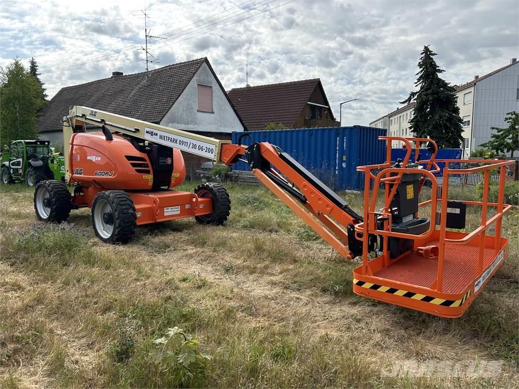 JLG 600AJ Колінчаті підйомники