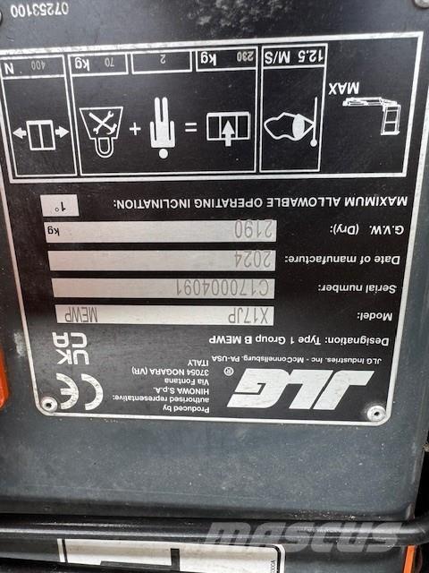 JLG X17JP Spider Компактні самохідні стрілові підйомники