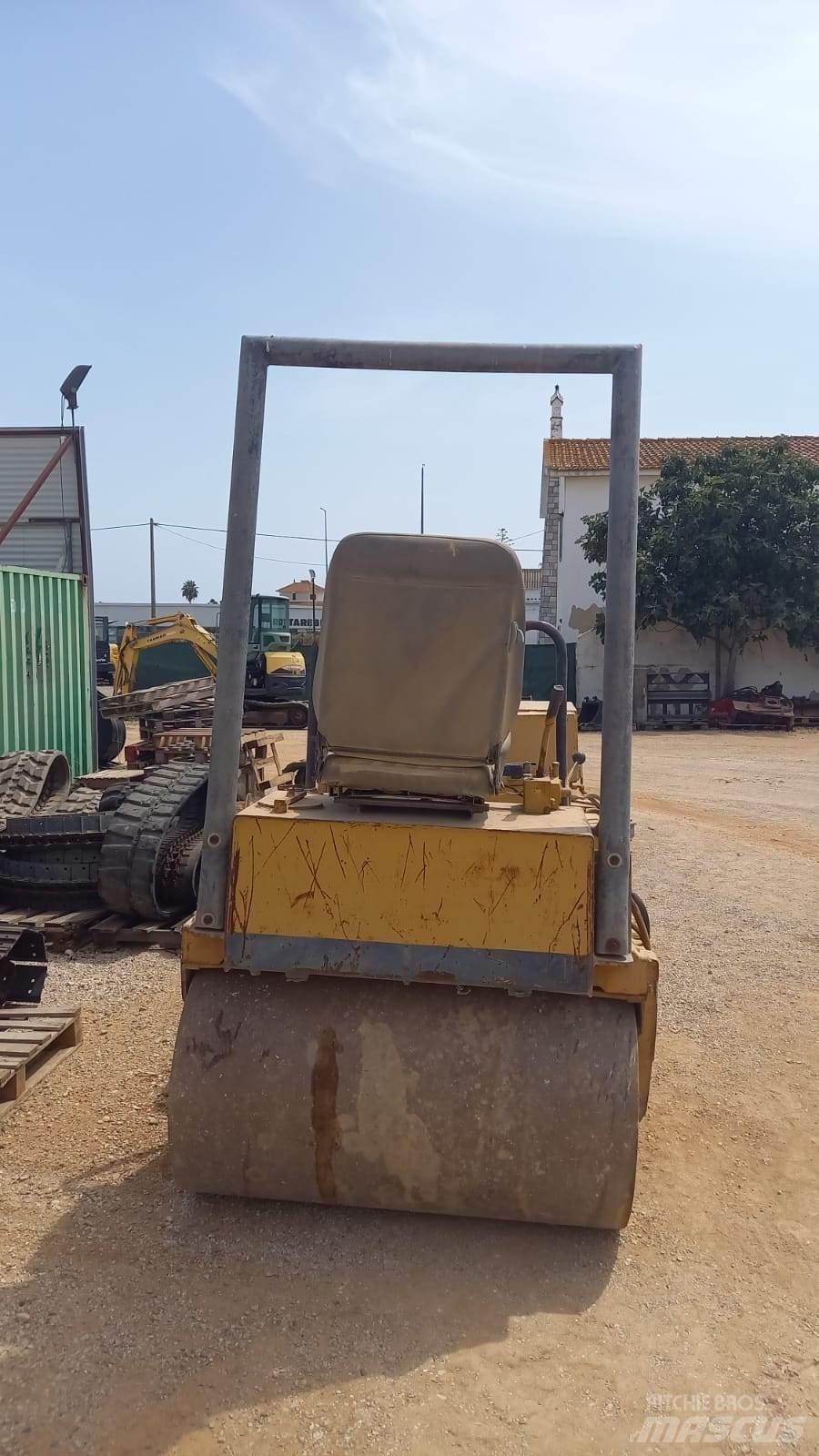 Bomag BW120AD Котки тротуарні