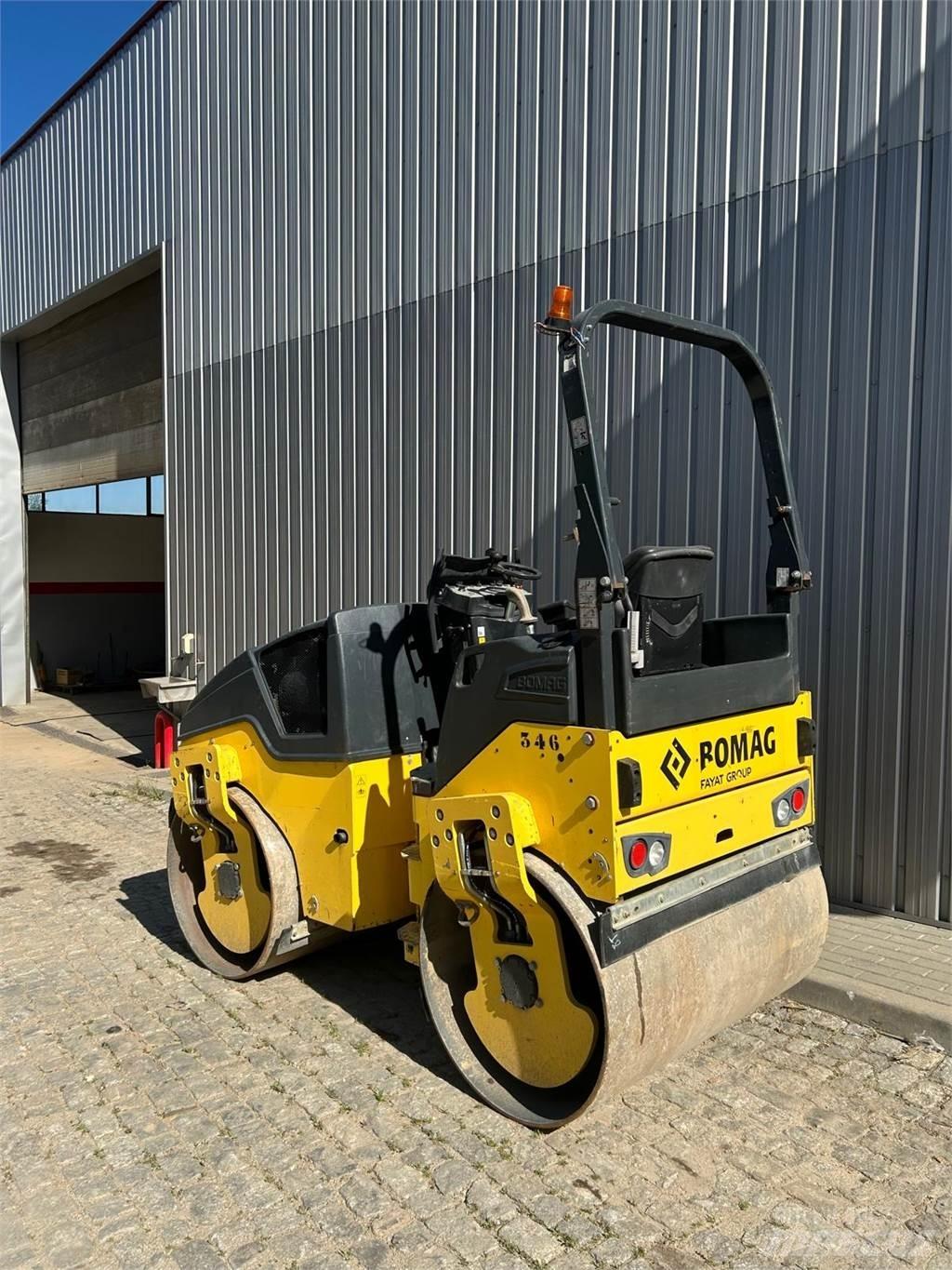 Bomag BW138AD-5 Котки тротуарні