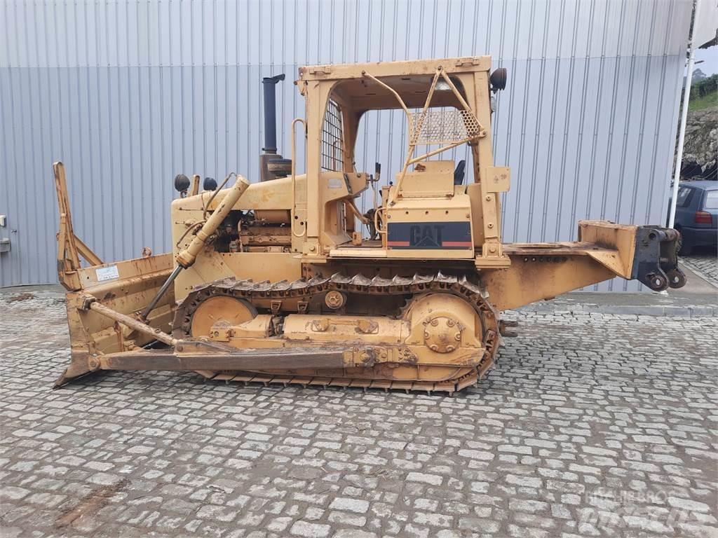 CAT D4E Трубоукладачі